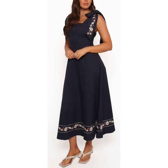 Petal & Pup Dress Marcella Midi in Navy Embroidered Floral NEW - Picture 1 of 8